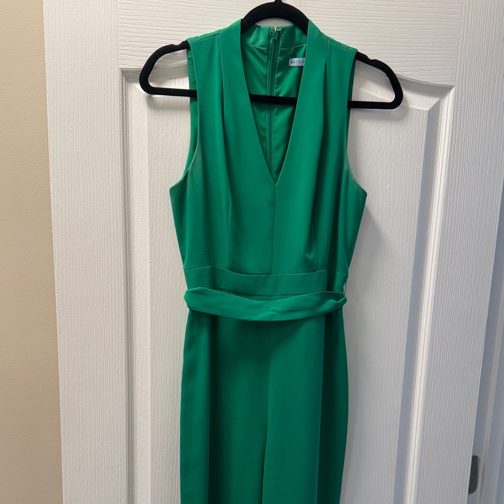 Antonio Melani Green Sleeveless V-Neck Jumpsuit